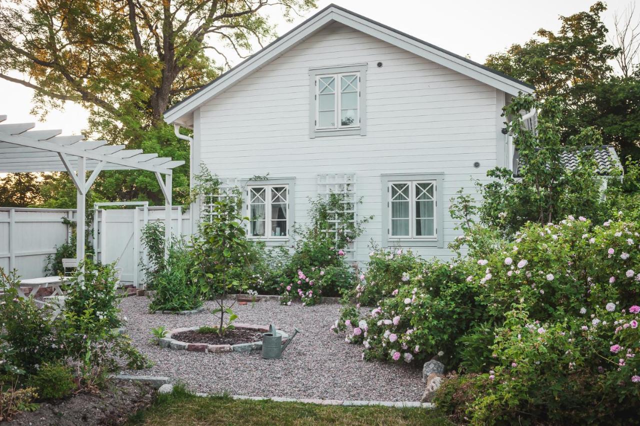 Vallby Cottage Enköping Eksteriør billede